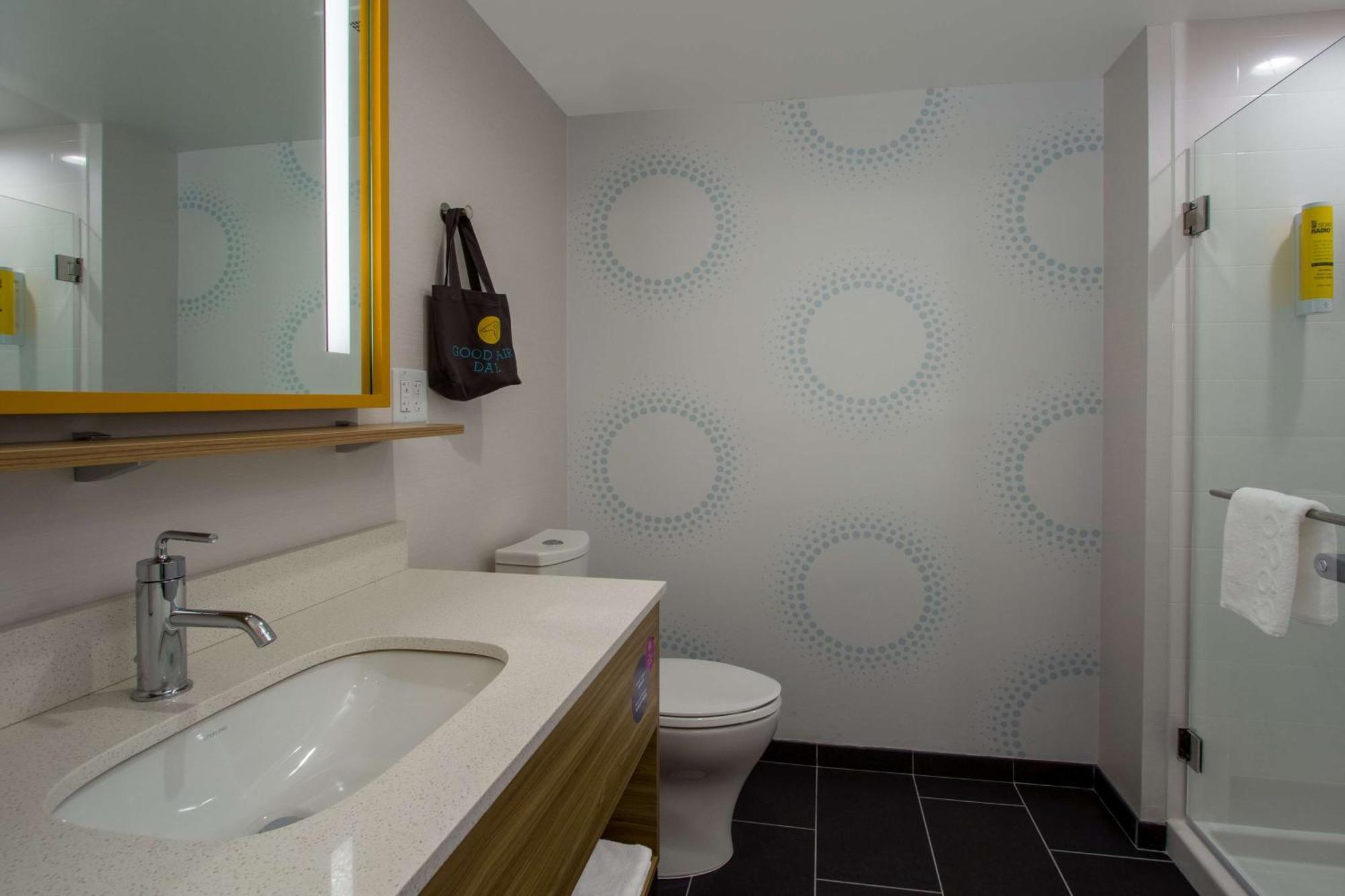 Tru By Hilton Grove City Columbus Экстерьер фото