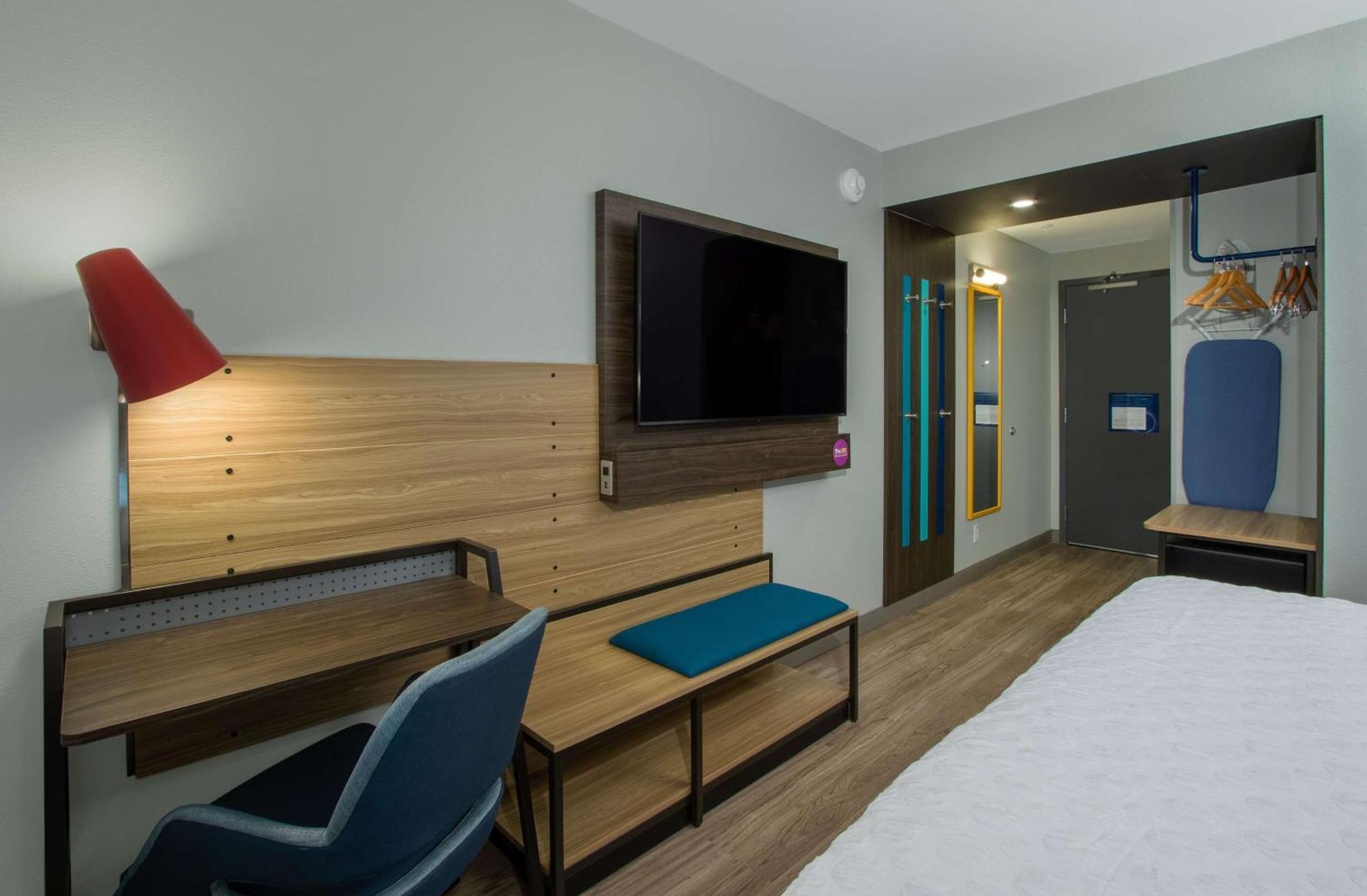 Tru By Hilton Grove City Columbus Экстерьер фото